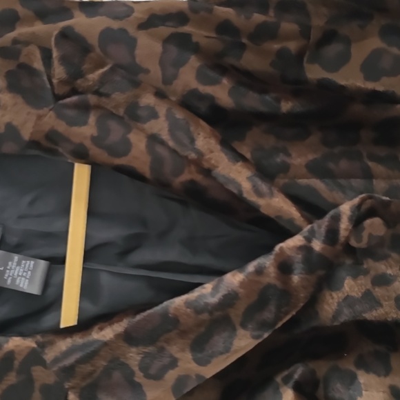 INC Womens Faux Fur Vest. Size L - Picture 4 of 7